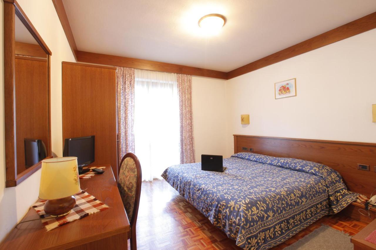 Hotel Carlone Breguzzo Ngoại thất bức ảnh